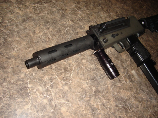 MAC-10 SA 9mm Vented 7 inch Barrel Extension